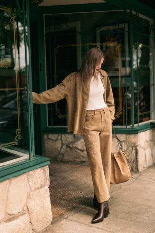 Embroidered Barrel Jeans