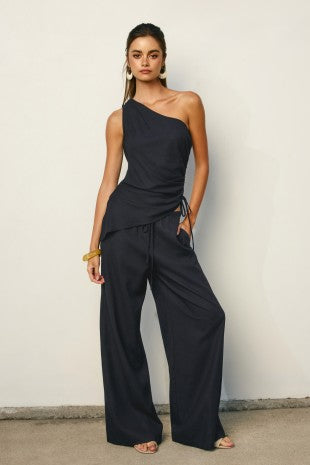 Overboard One-Shoulder Top