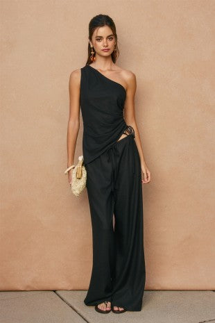 Overboard One-Shoulder Top