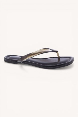 Jelly Strap Flip-Flops