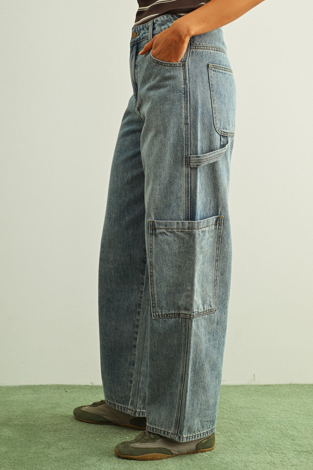 Lightwash Cargo Pants